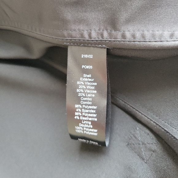 Elizabeth and James vest NWT - Picture 6 of 6